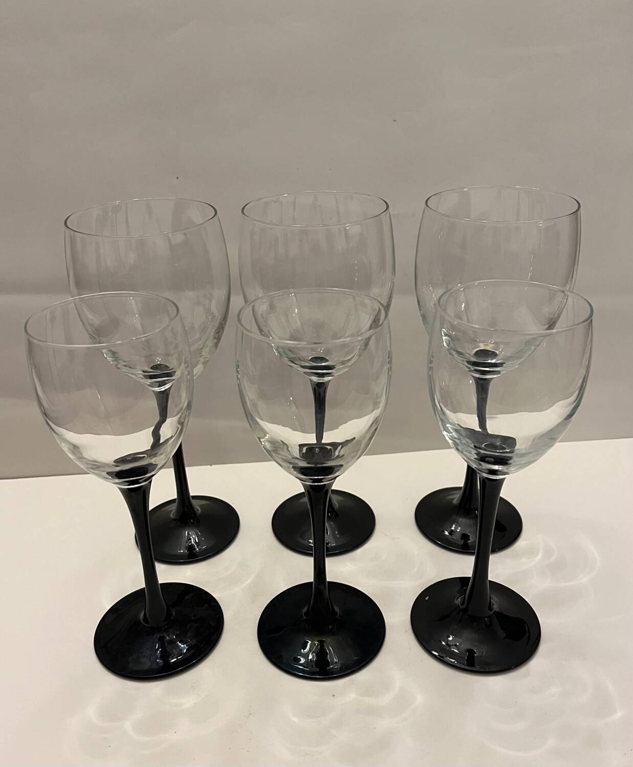 6 stemmed glasses