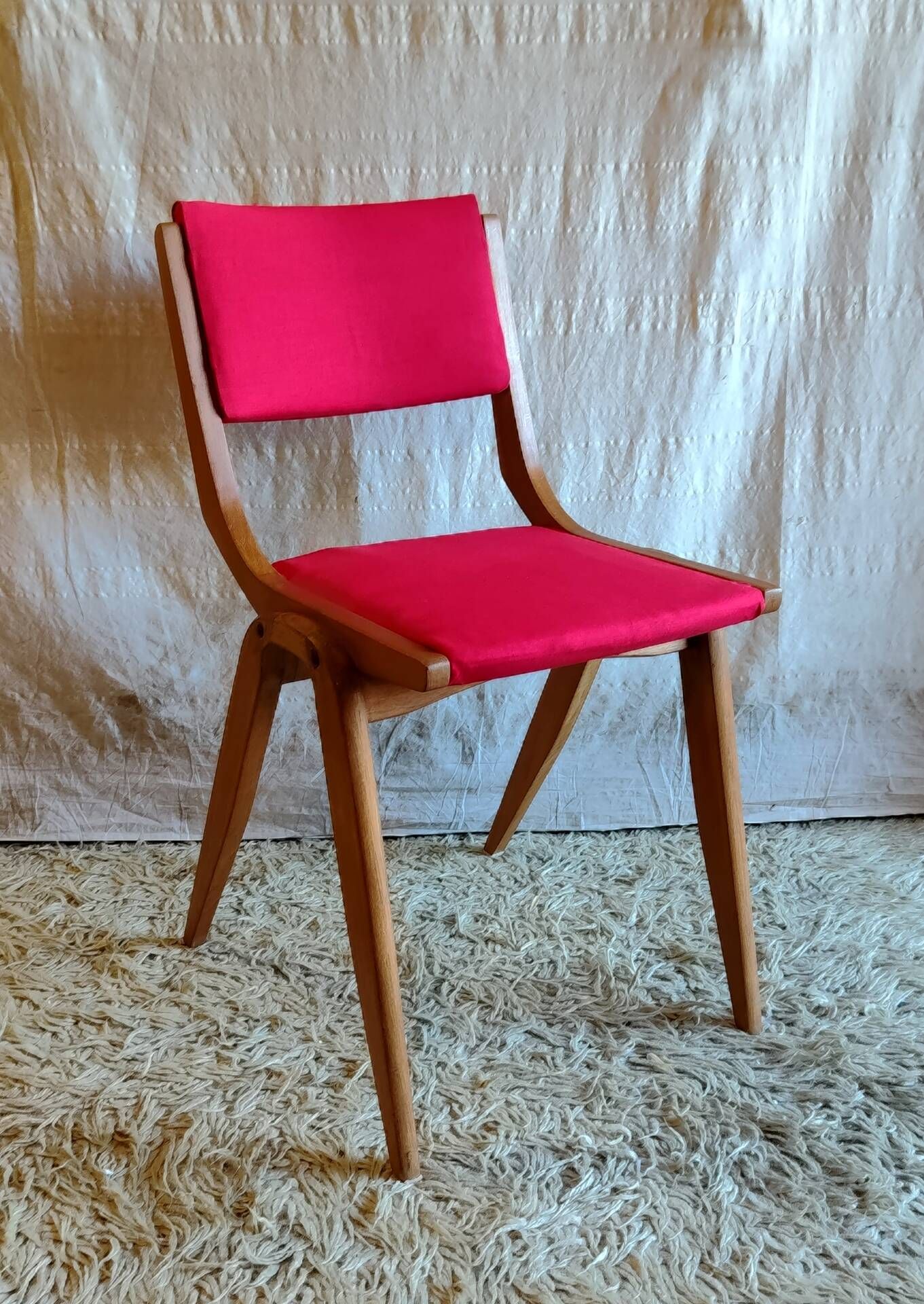 Solid wood chair with red fabric - 50's design