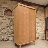 Armoire vintage