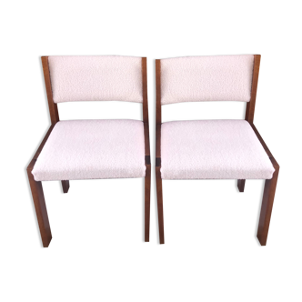 2 chaises vintage en bois massif et bouclette 1970