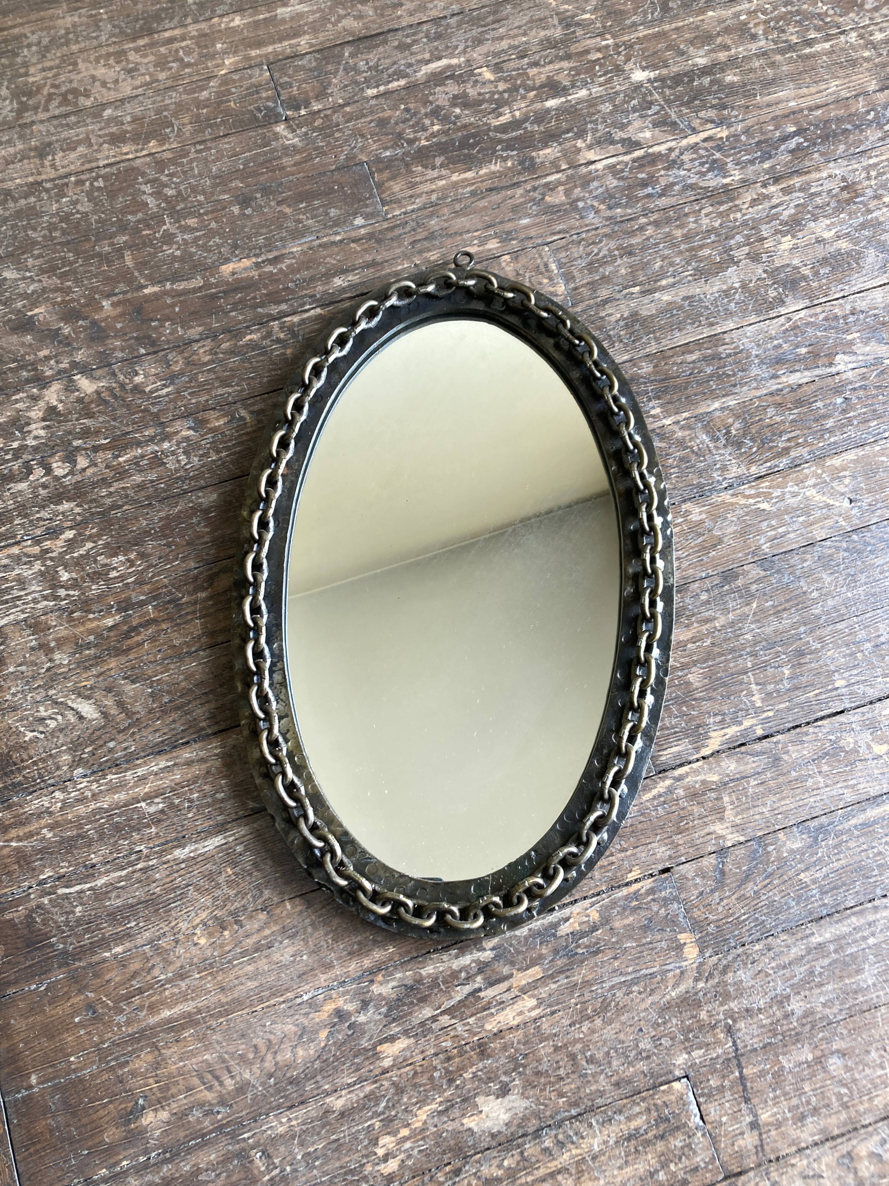 Mirror brutalist chain in beaten iron 1960 H55cm
