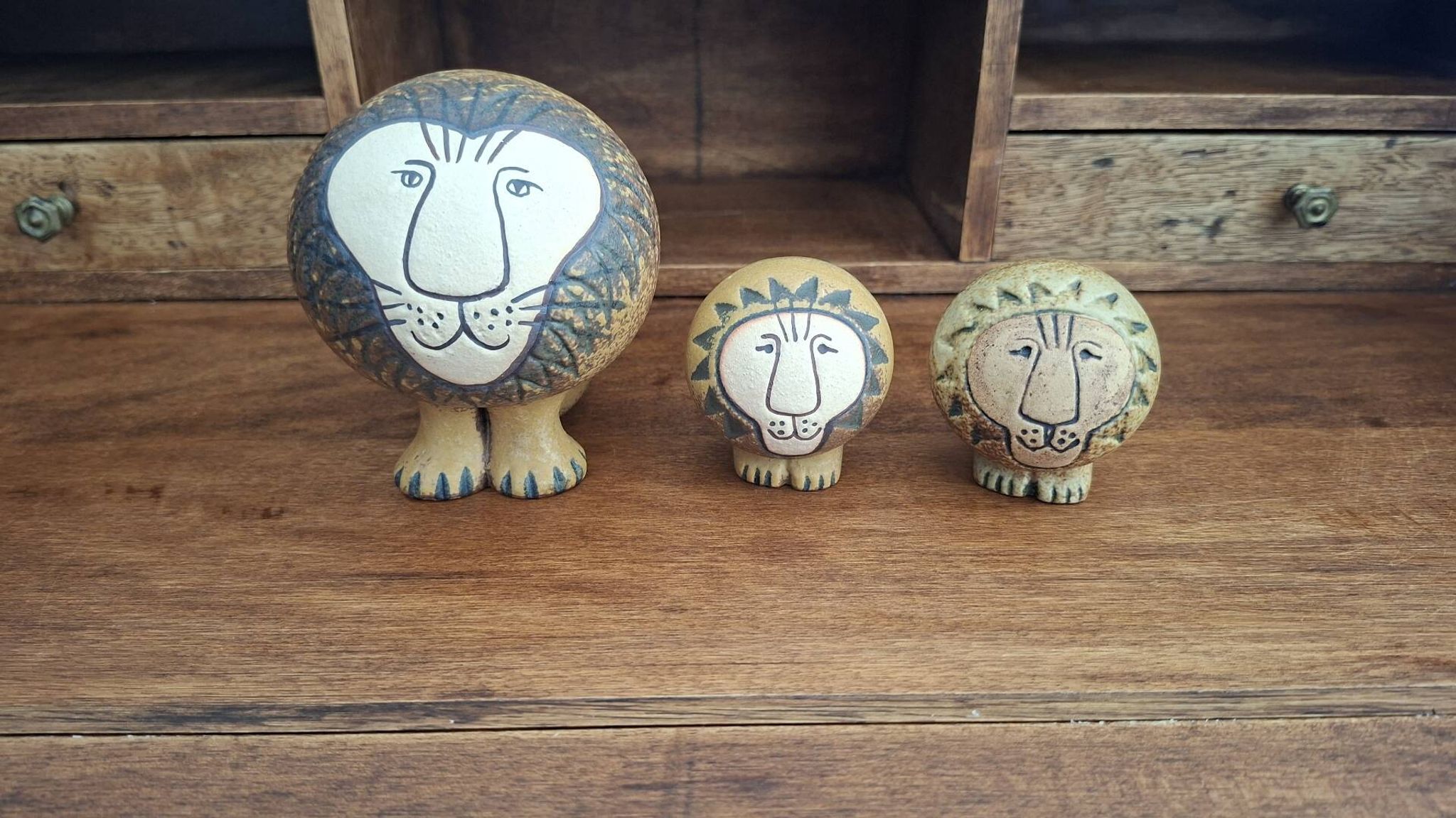 Set of 3 ceramic lions by Lisa Larson/Gustavsberg.