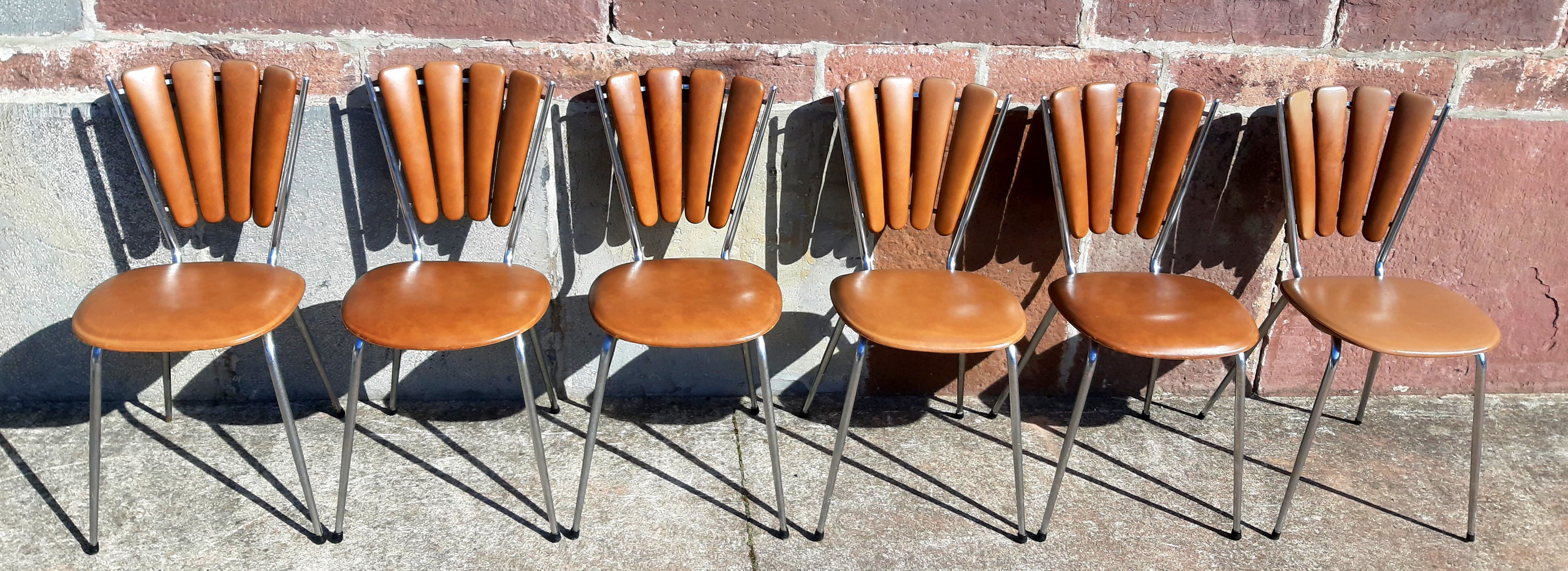 Lot de 6 chaises "pétale" de Soudéxvinyl