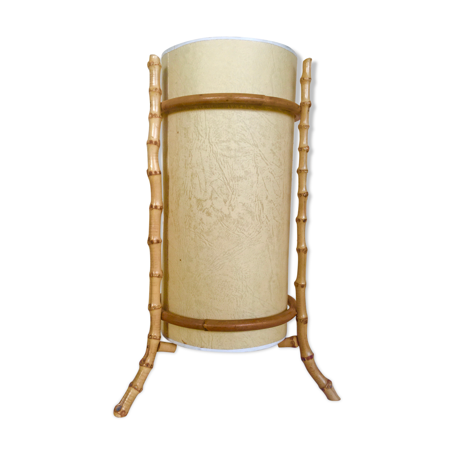 Bamboo lamp and paper