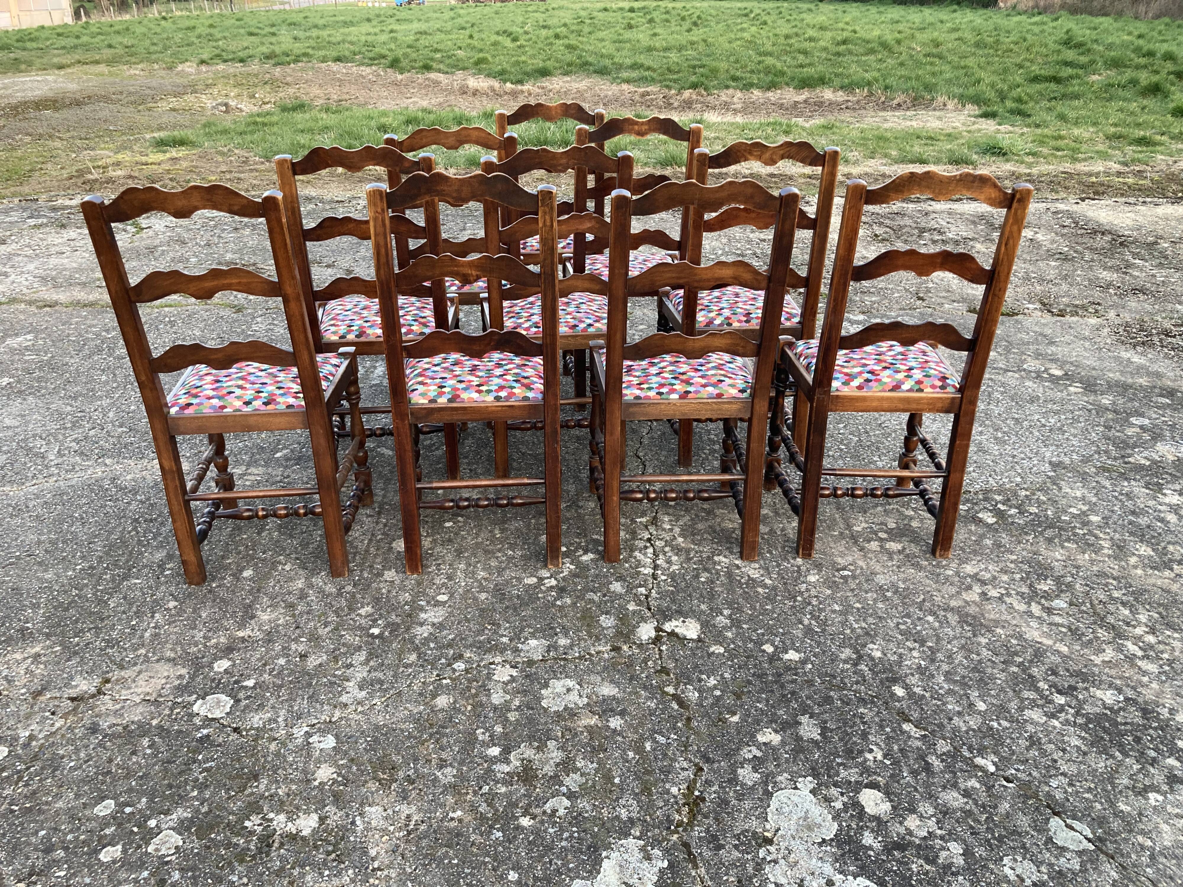 10 chaises rustiques campagne