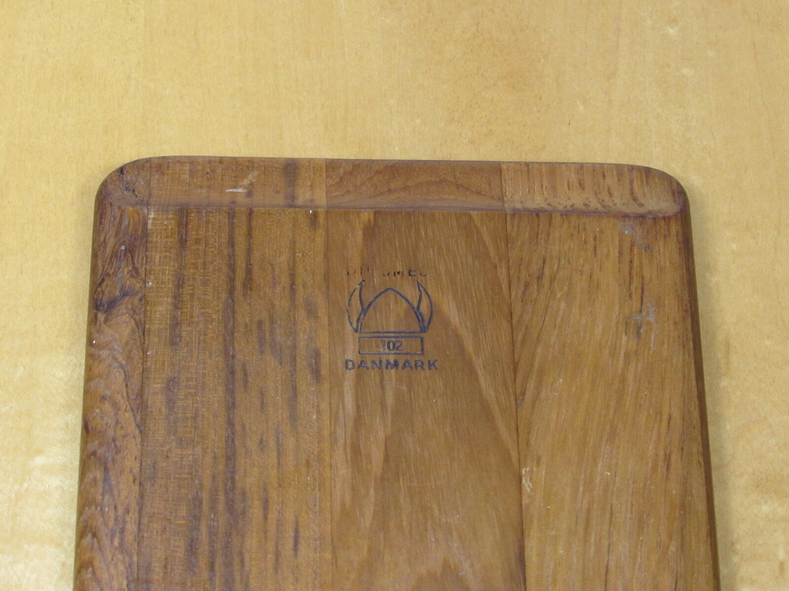 Solid Teak tray by Digsmed
