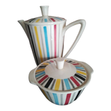 Vintage teapot and sugar bowl