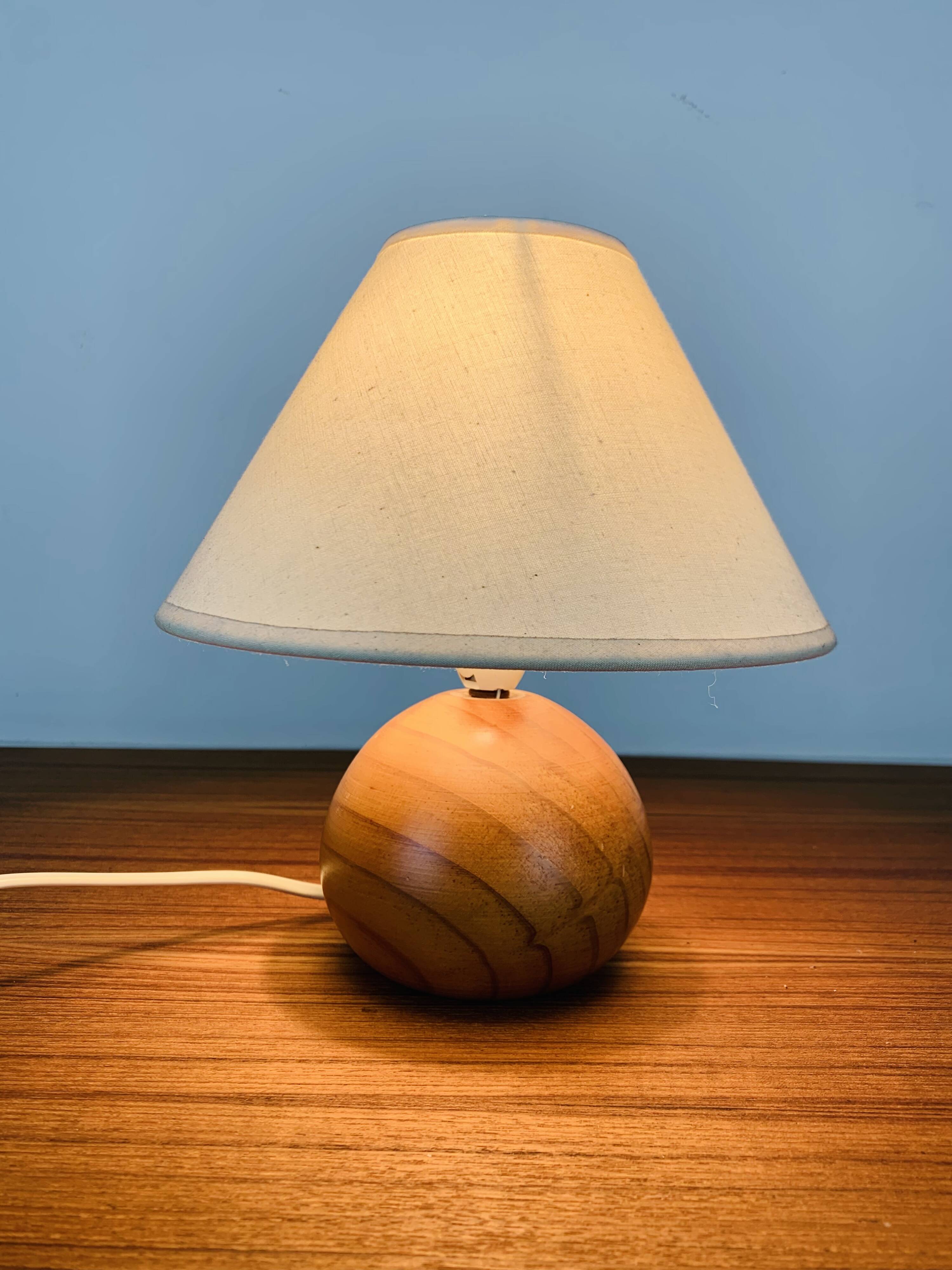 Lampe boule en pin, années 80