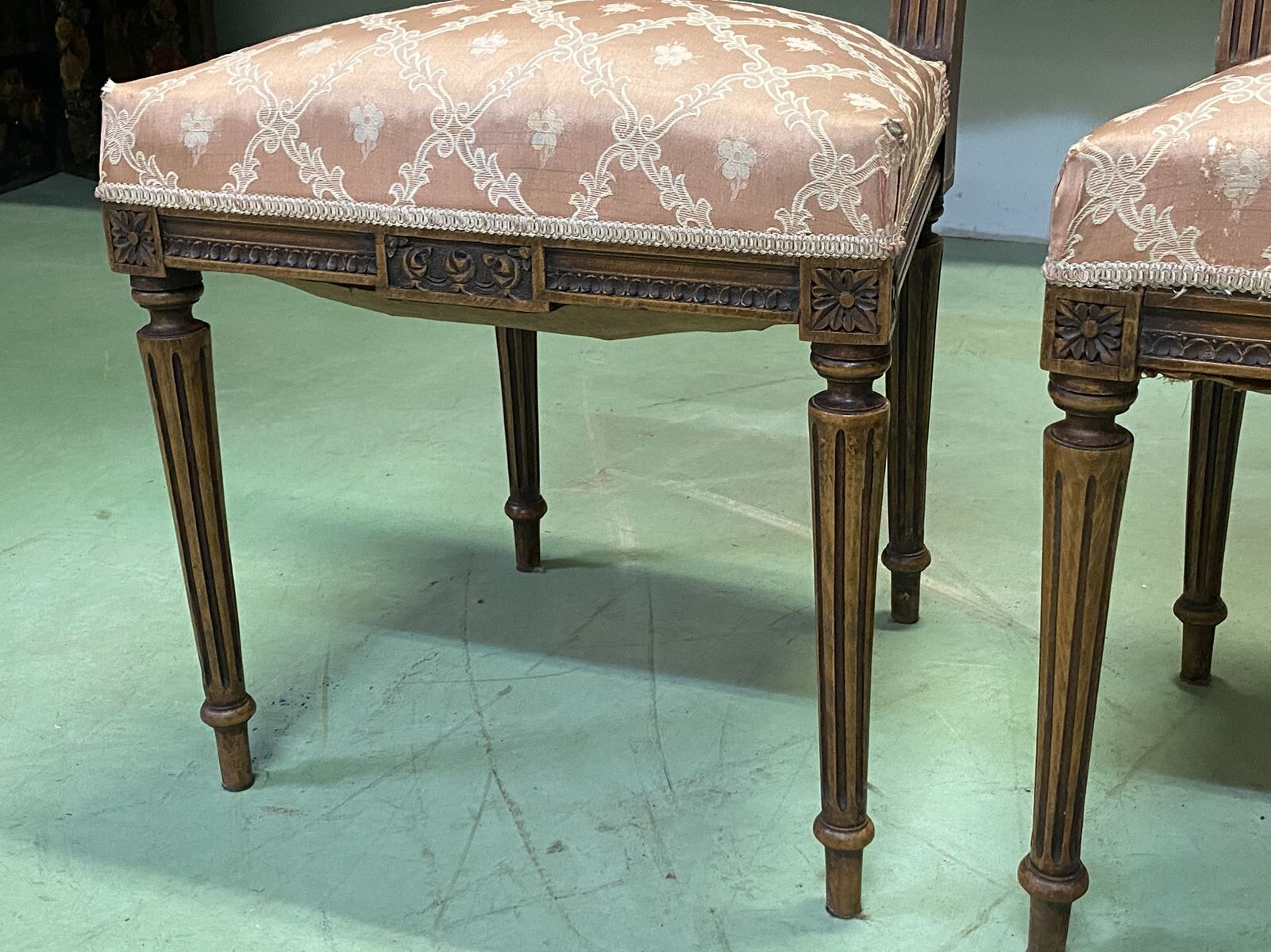 Pair of Louis XVI chairs early 20th in ground beech