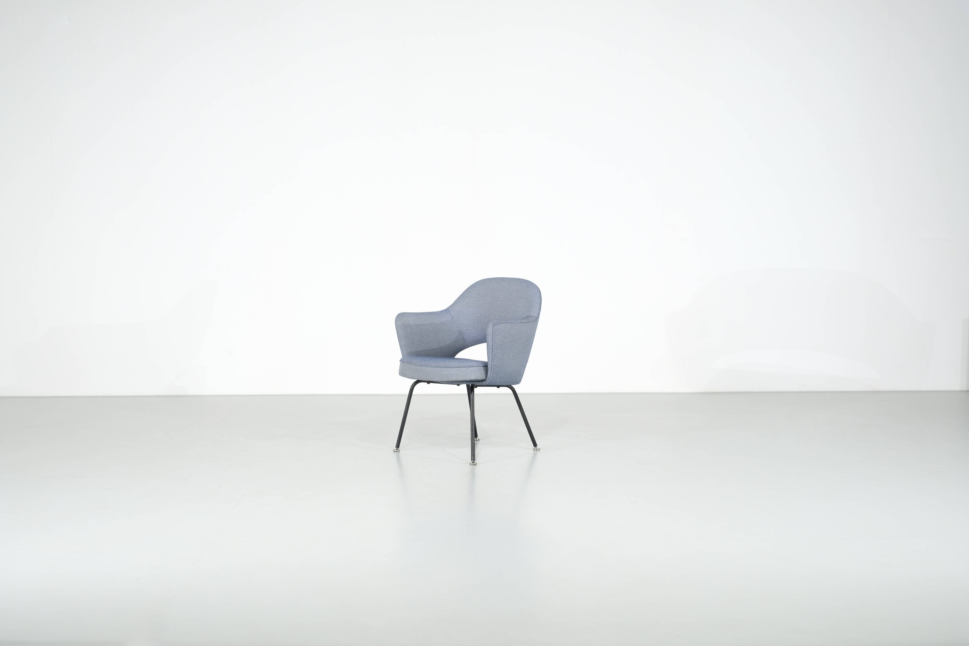 “Conference” armchair by Eero Saarinen produced by Knoll for IBM, USA 1957.