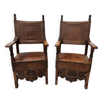 Pair of Renaissance style armchairs in walnut, 20th century