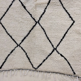 Handmade moroccan berber carpet 207 x 97 cm