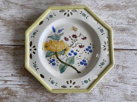 Antique plate with hand-painted floral decoration - Farandol - 29 cm - Green