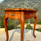 Petite table volante de style Louis XV Époque XX eme siècle