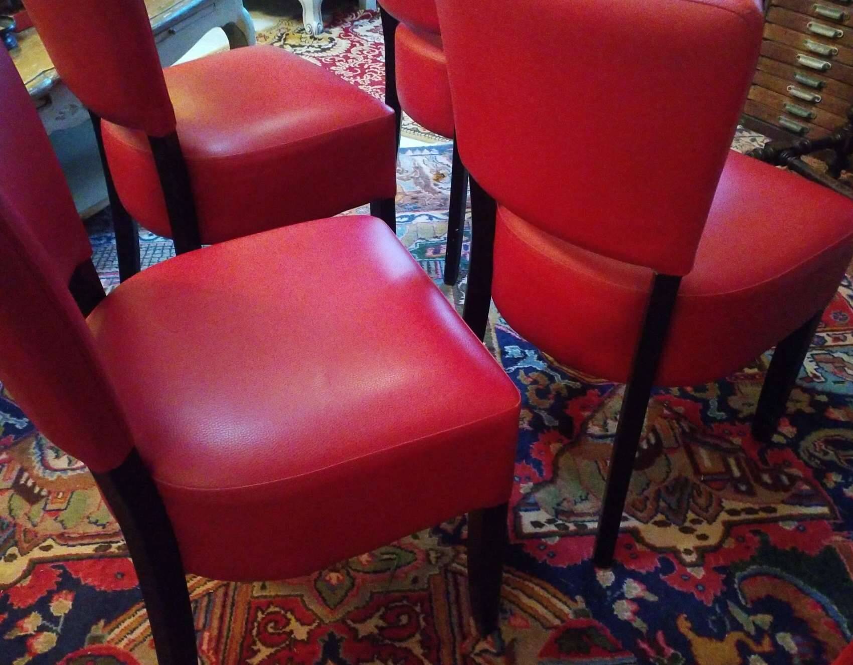 4 red chairs