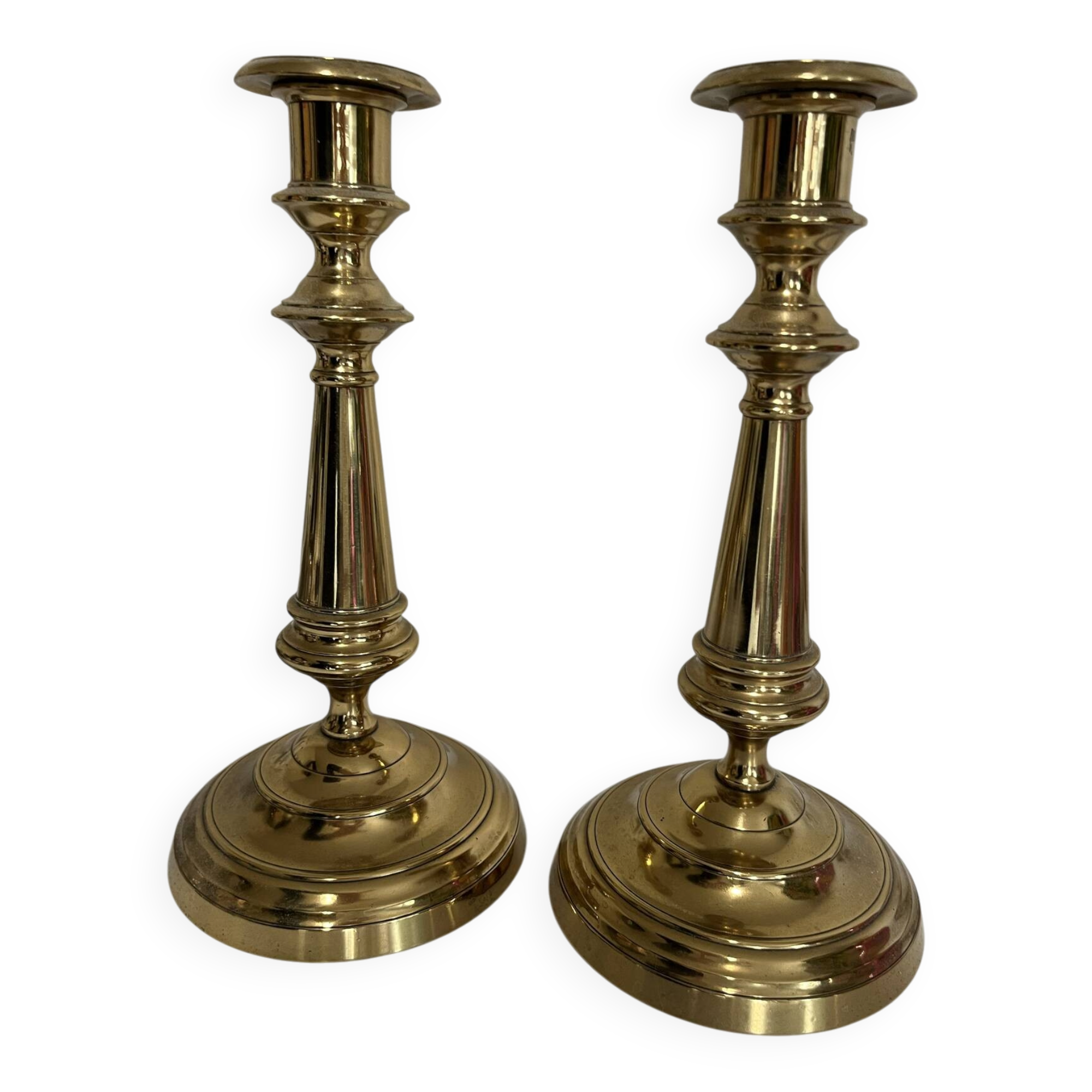 2 bronze candlesticks