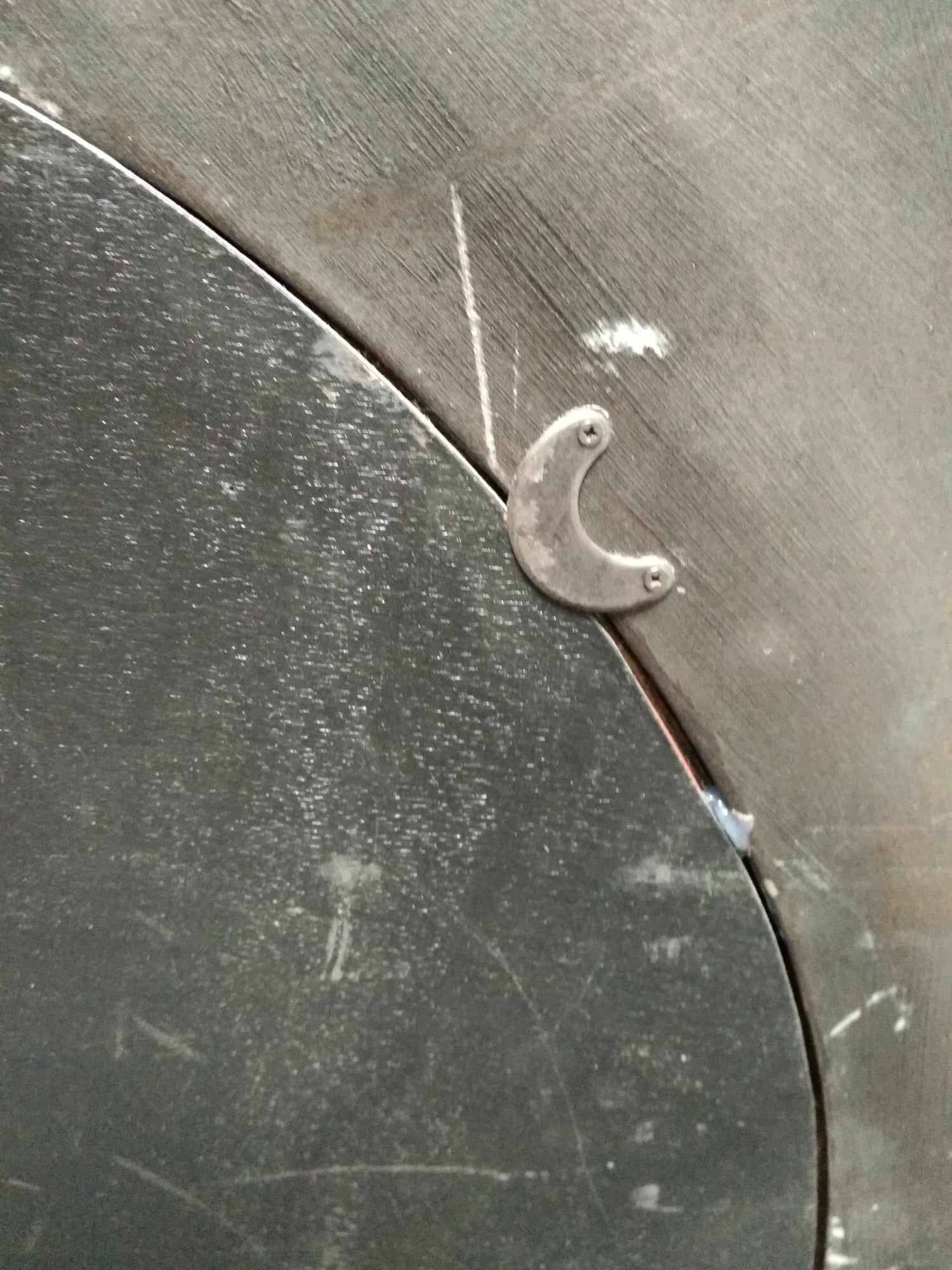 Oval mirror in duck pattern frame