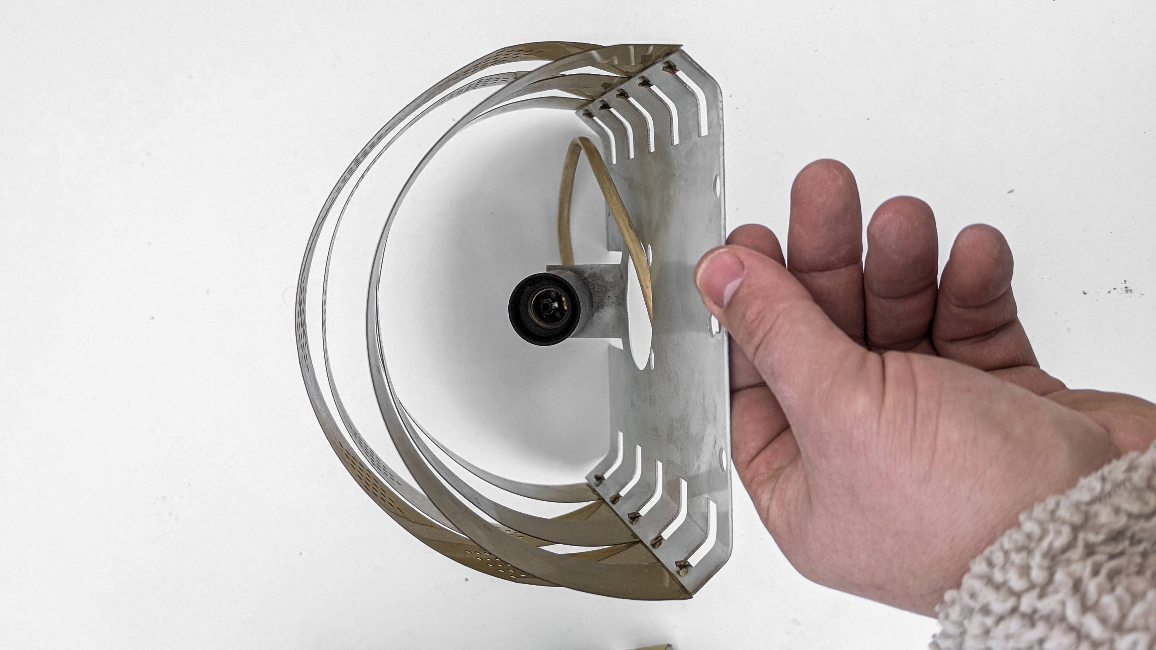 Pair of sculptural wall lights in brass – Werner Schou - Coronell Elektro