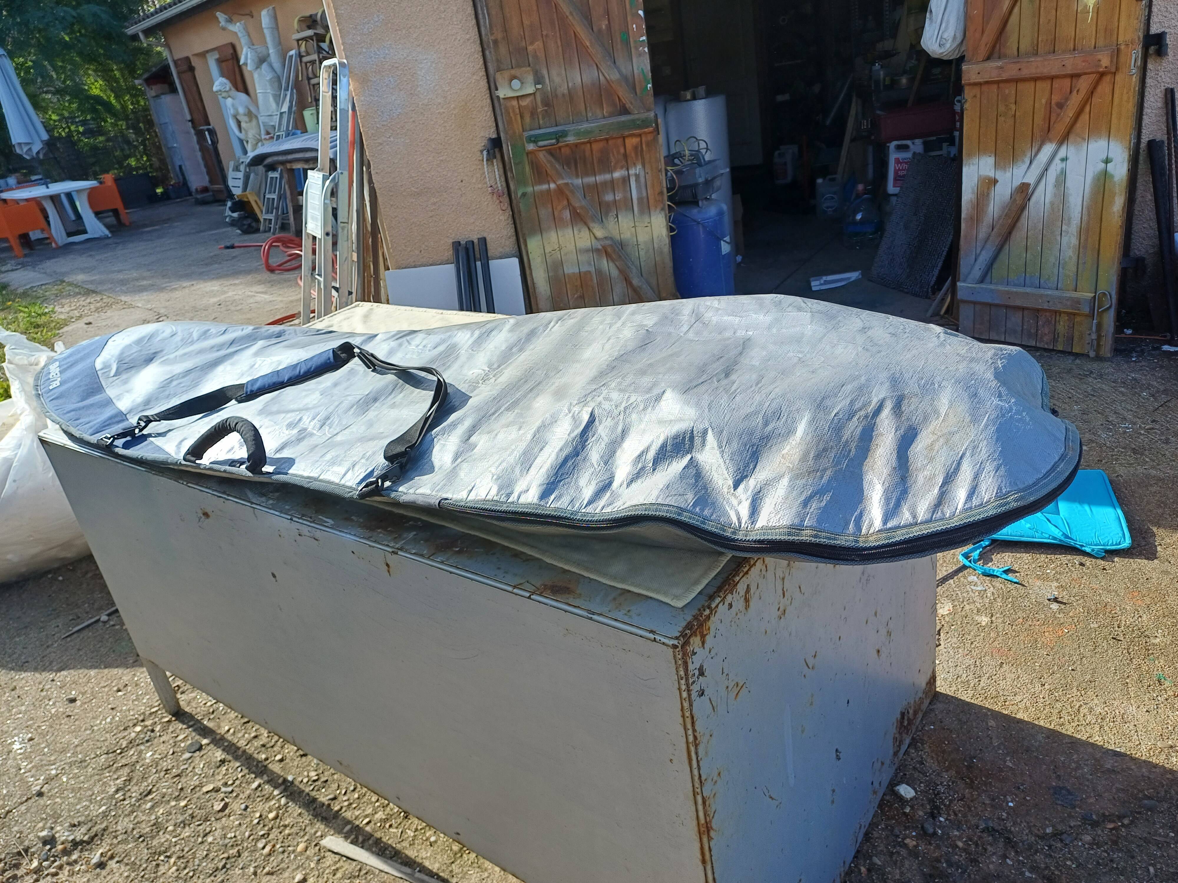 Victory 3 Fin Surfboard