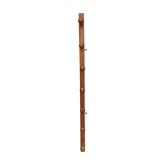 Long wooden patère