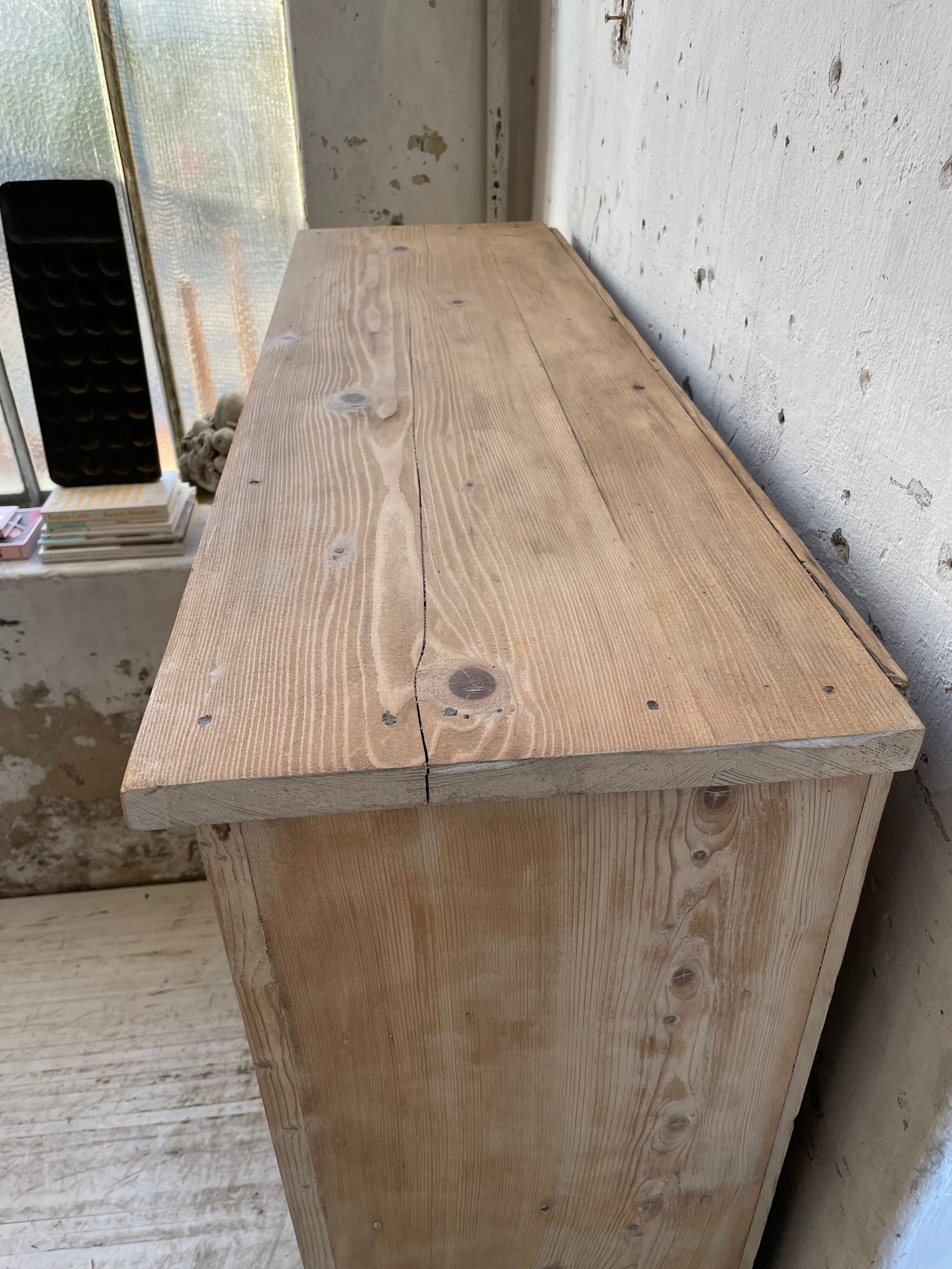 Wooden cabinet cuttery