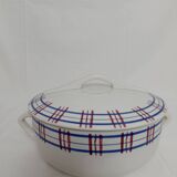 Soup tureen
