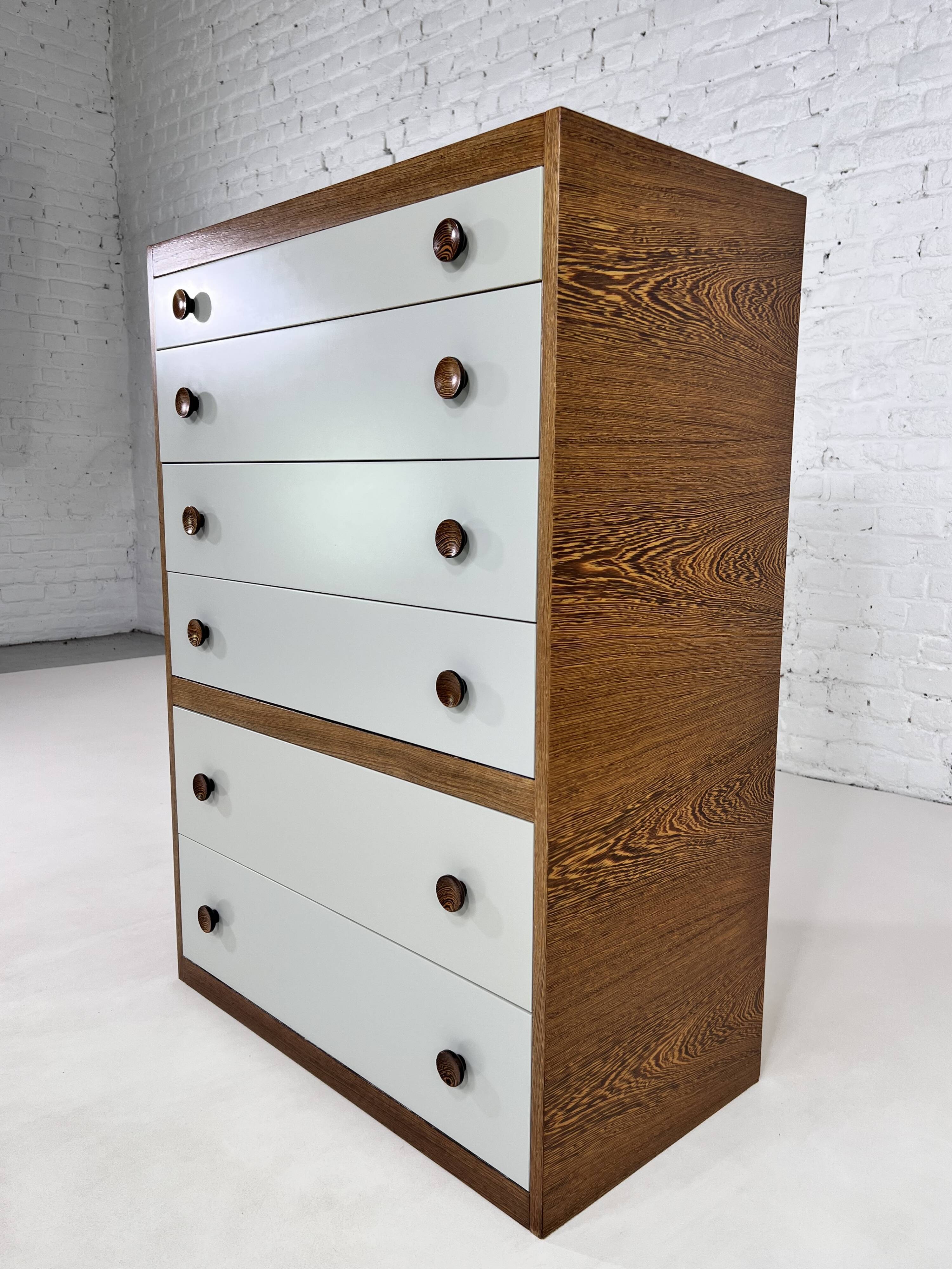Dresser chiffonnier 6 drawers wenge and satin lacquer