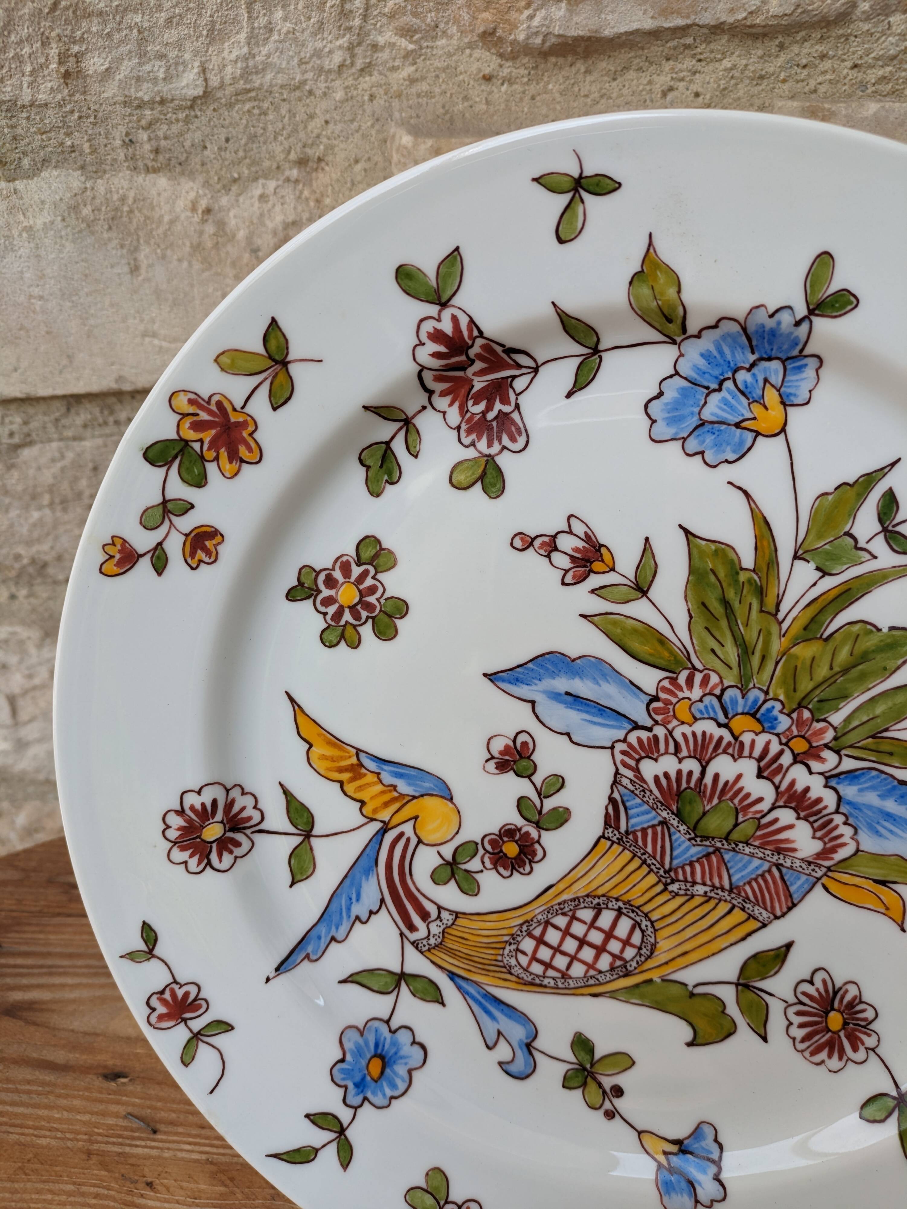 Very beautiful old plate decorated with a cornucopia, hand-painted, Limoges