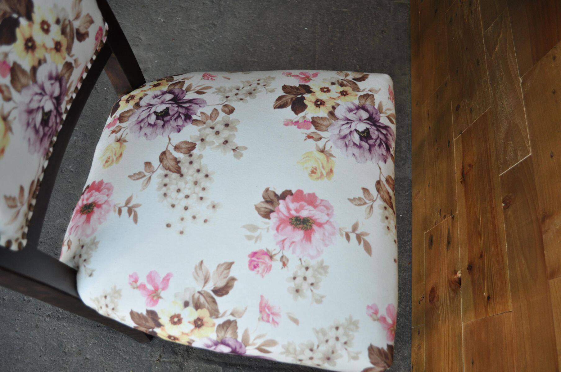 Set of 3 Art Deco chairs in multicoloured velvet with a dark wood frame — 1930s