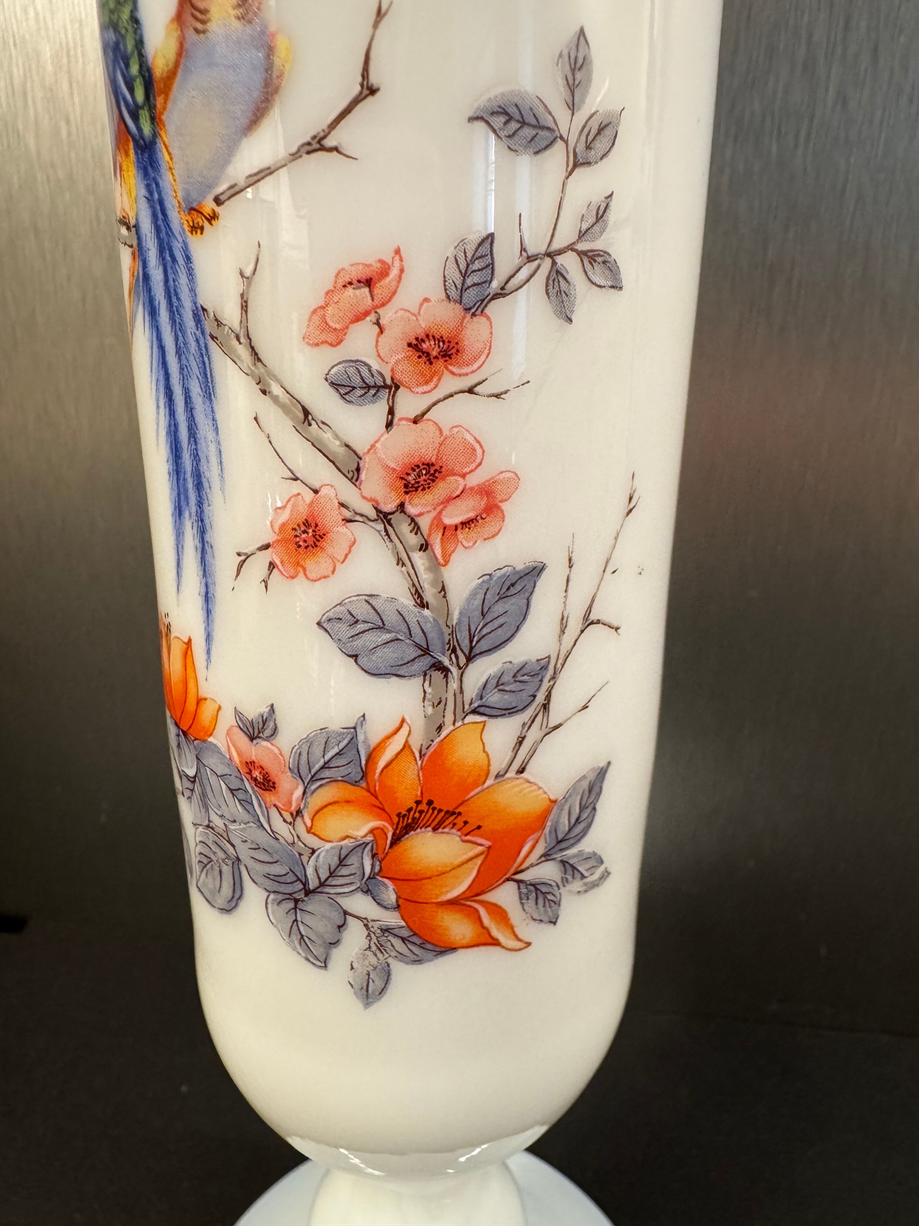 Italian vase in opaline