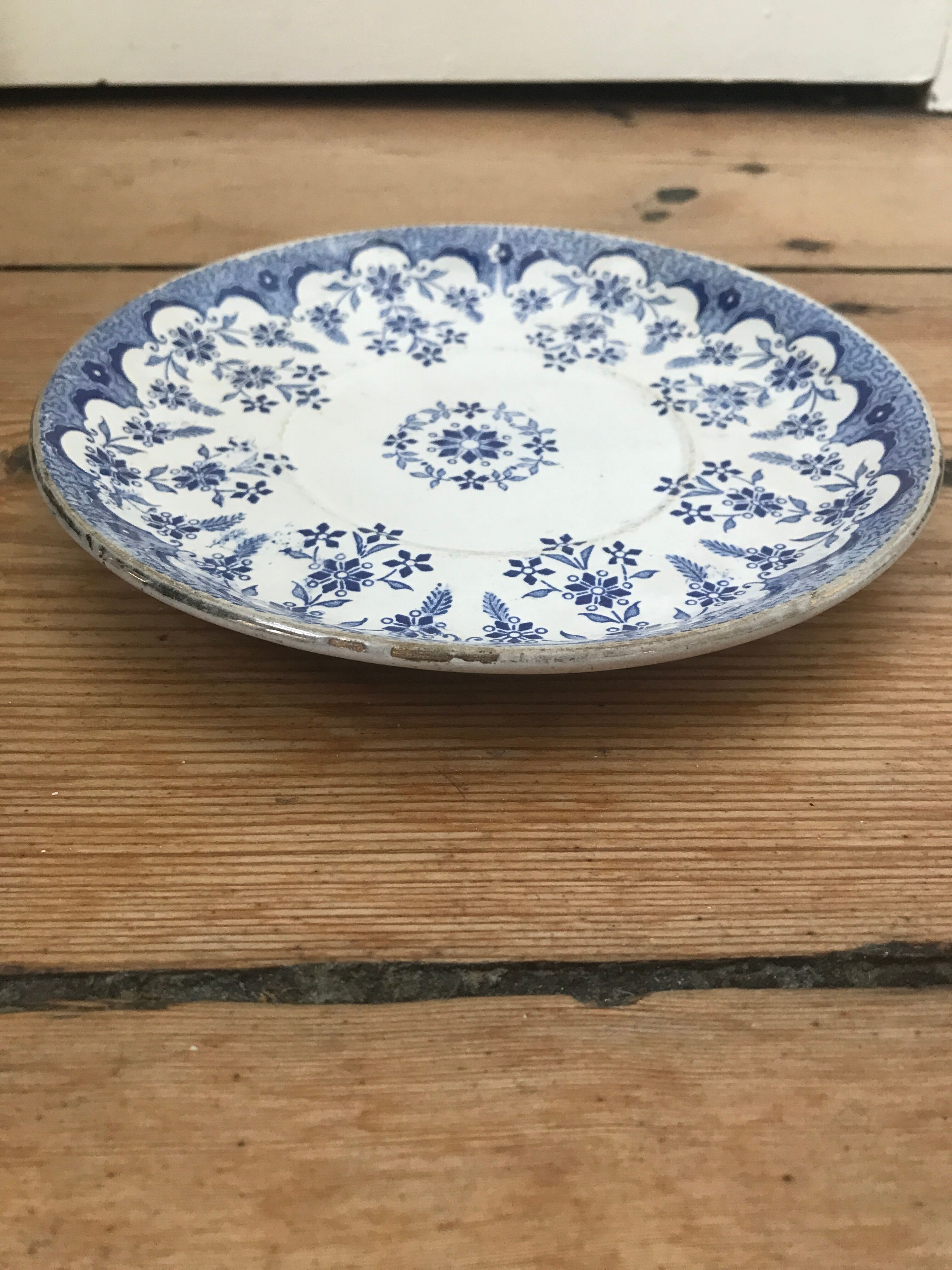 Old plate Sarreguemines