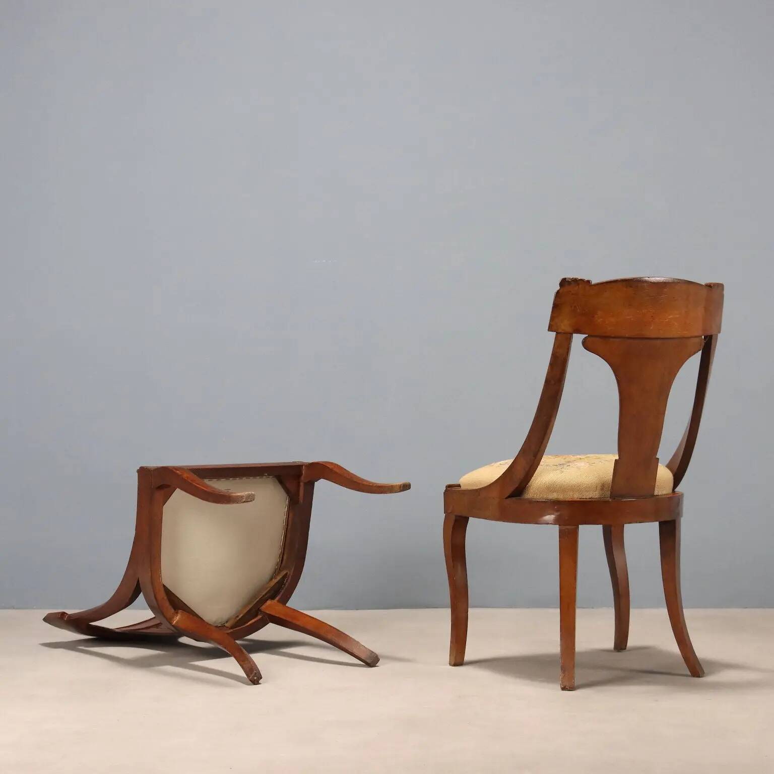 Antique Louis-Philippe chairs in walnut and fabric, Italy, 19th century.