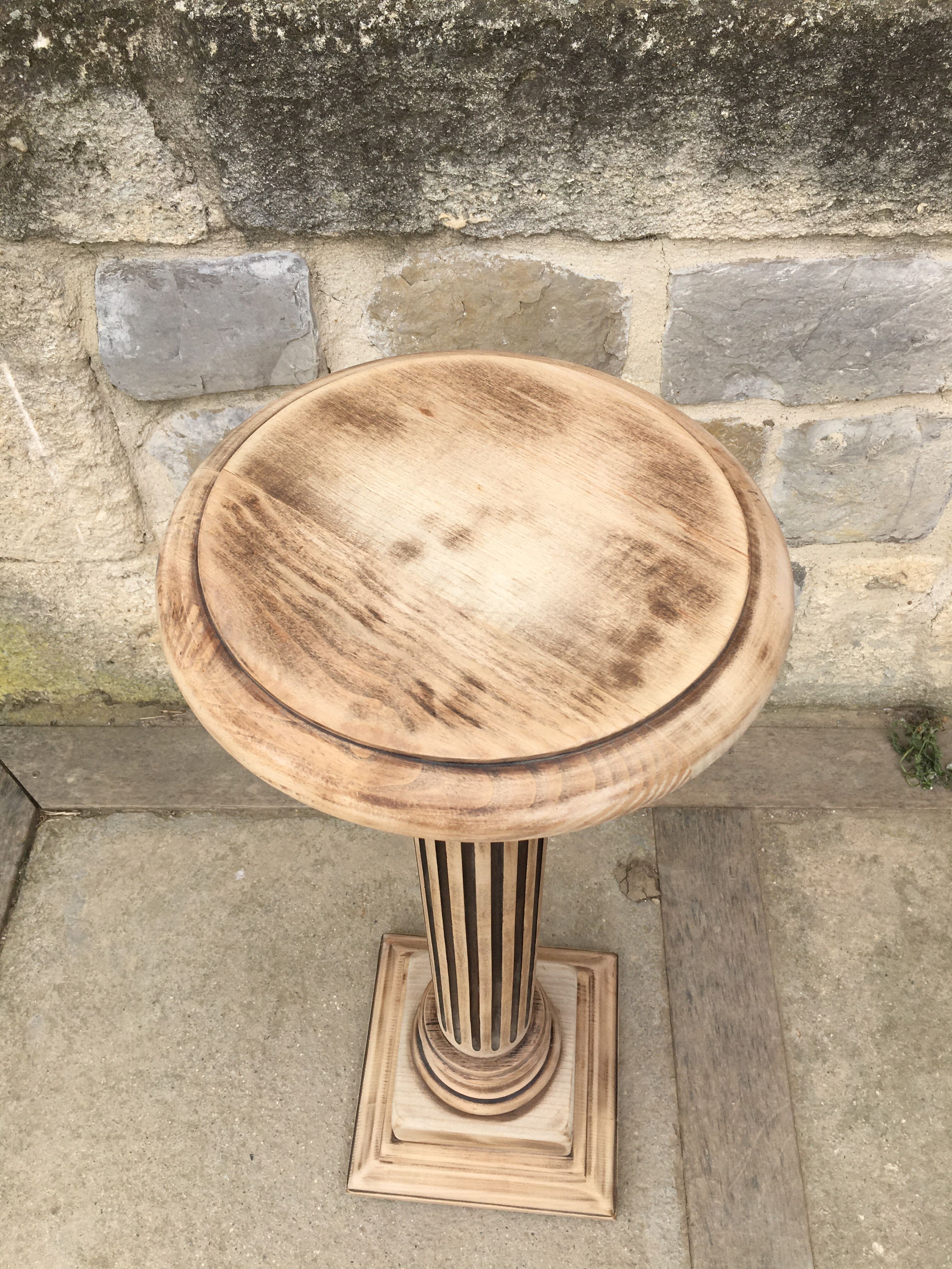 Wooden pedestal column