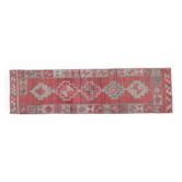 Tapis de couloir vintage turc Oushak fait main en laine et coton rose, années 1970
