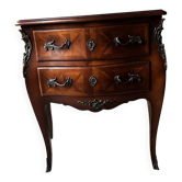 Curved chest of drawers