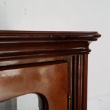Old showcase