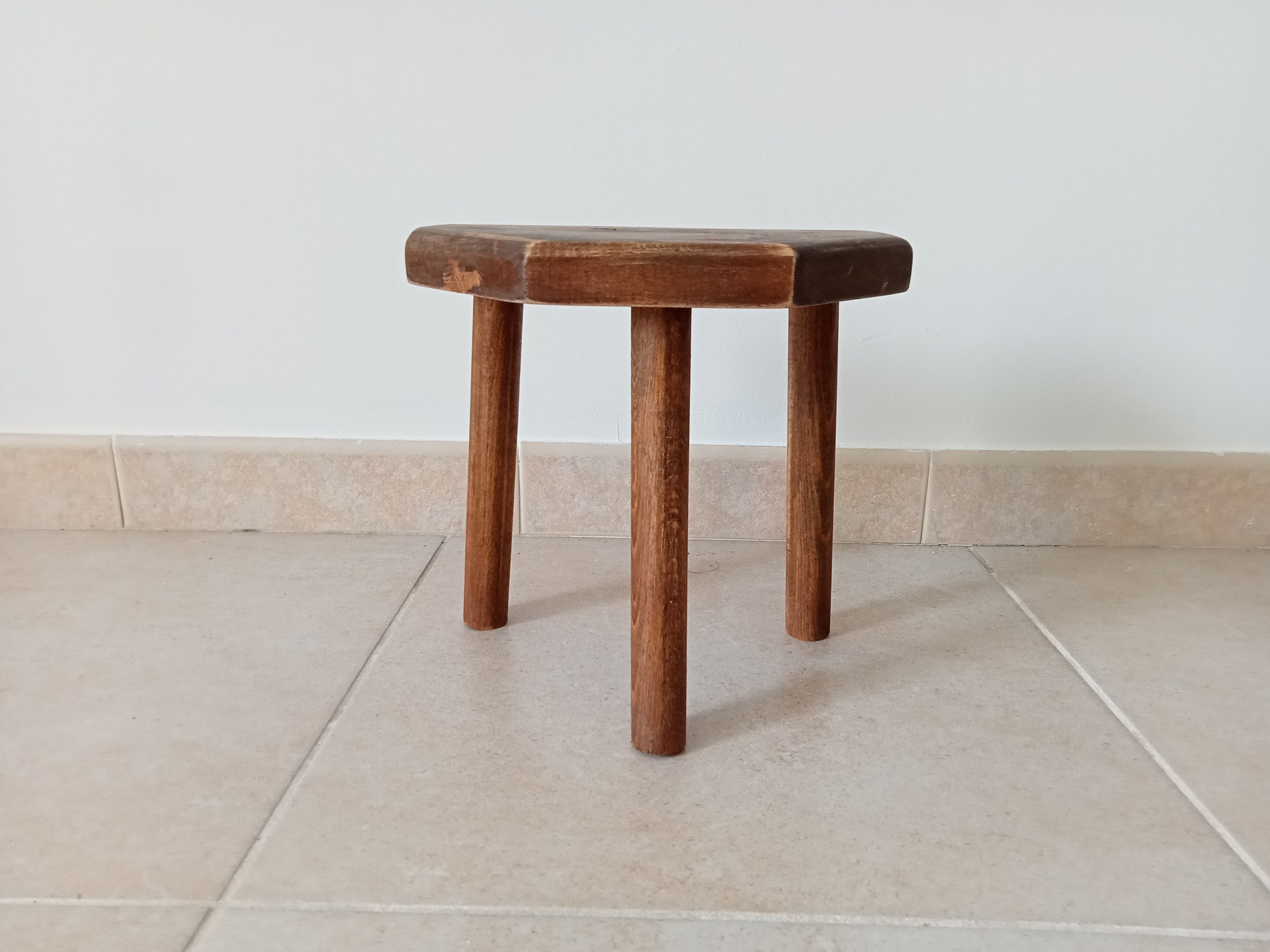 Vintage tripod stool by cowherd