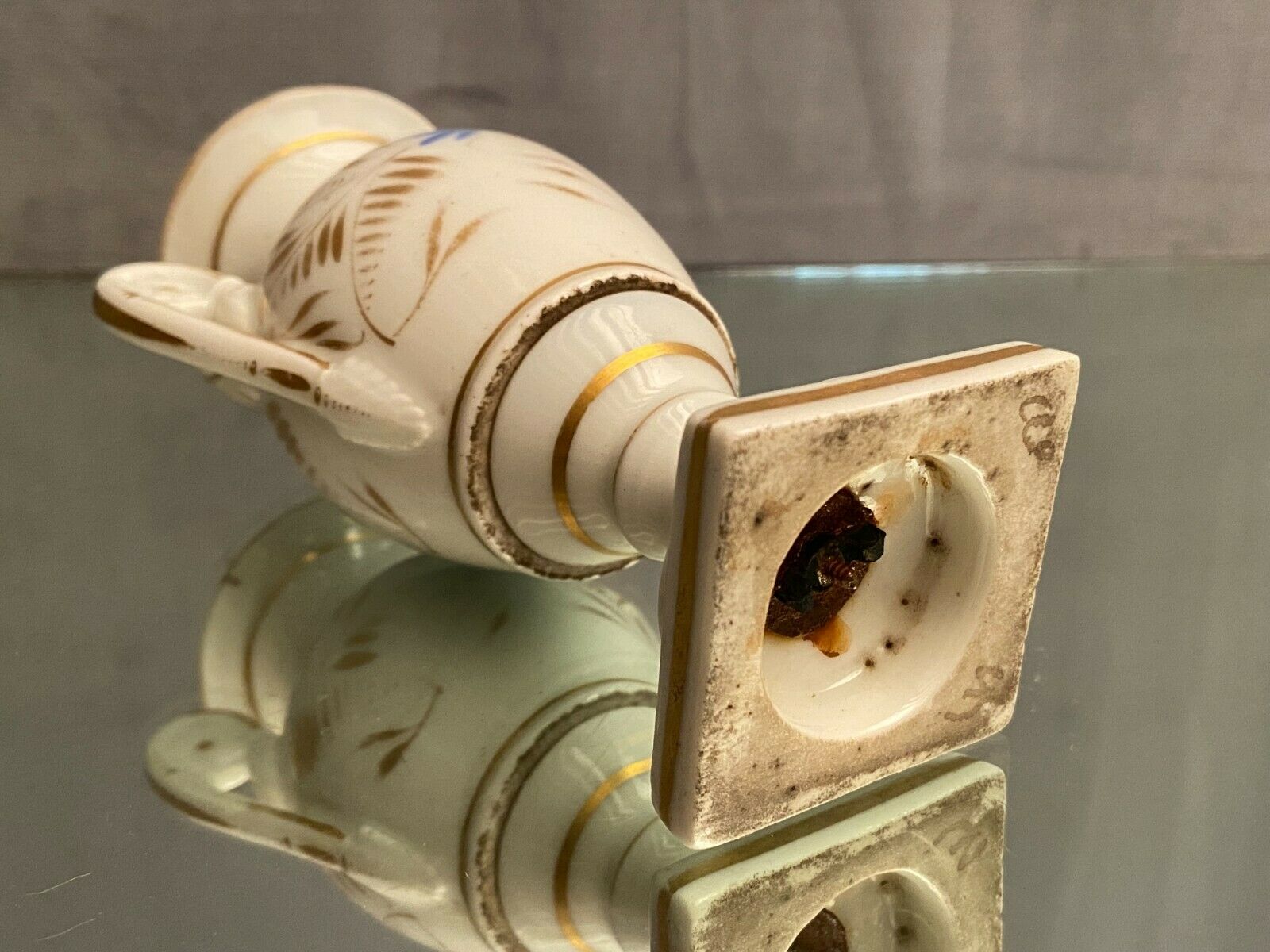 Medici vase porcelain Old Paris Romantic era nineteenth