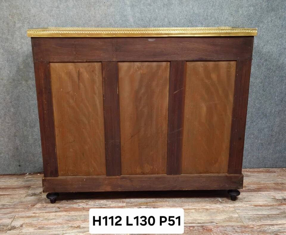 Parisian buffet in Louis XVI style – Mahogany and gilded brass – Marble top –