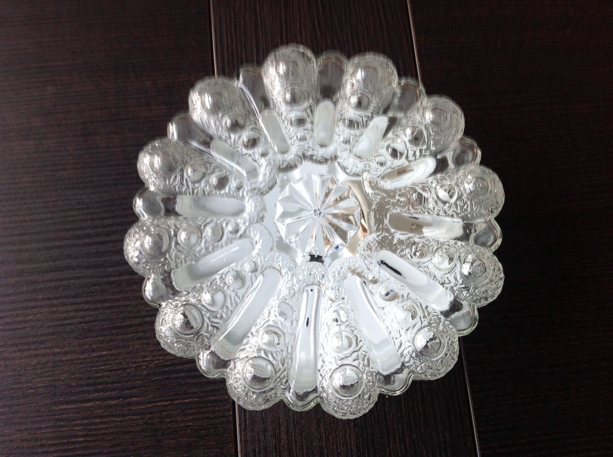 Round ceiling lamp in bubbled glass / vintage 60s-70s