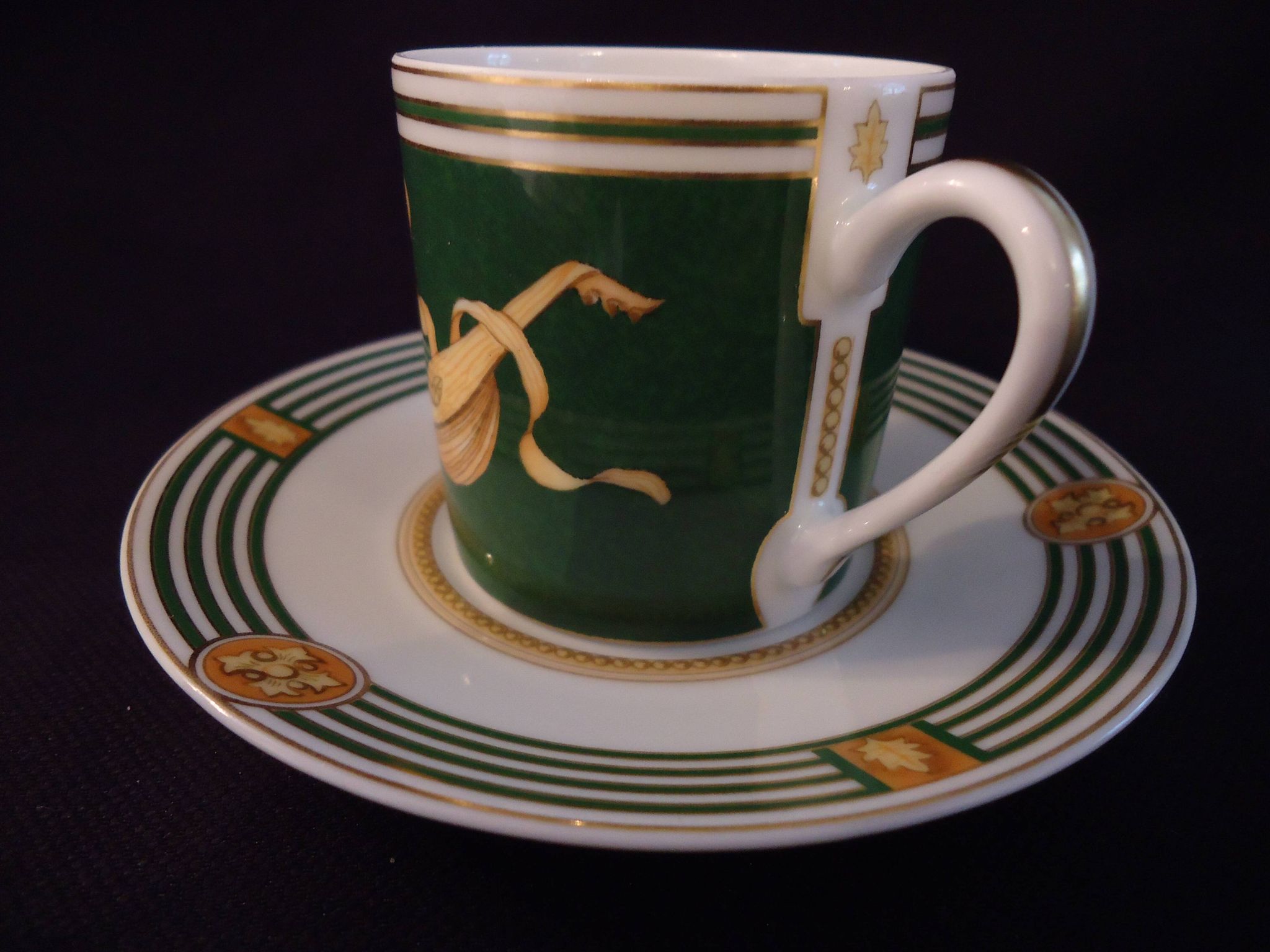 Litre porcelain cup from limoges bernardaud model kent a467