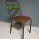 Vieille chaise verte français chaise d'usine de fer