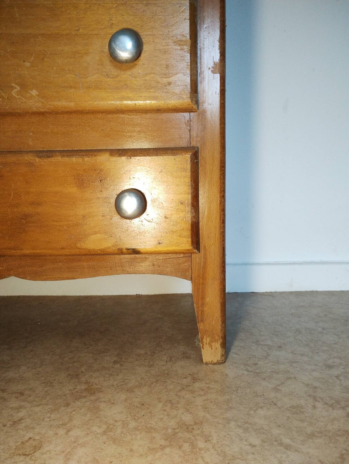Commode vintage
