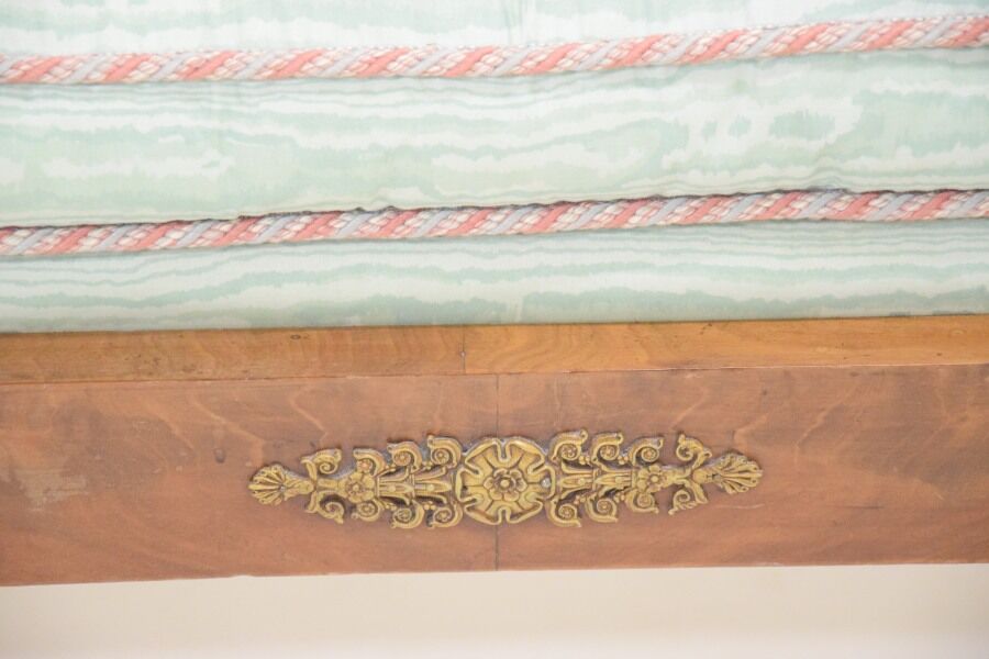 Empire-style gondola bench 19th