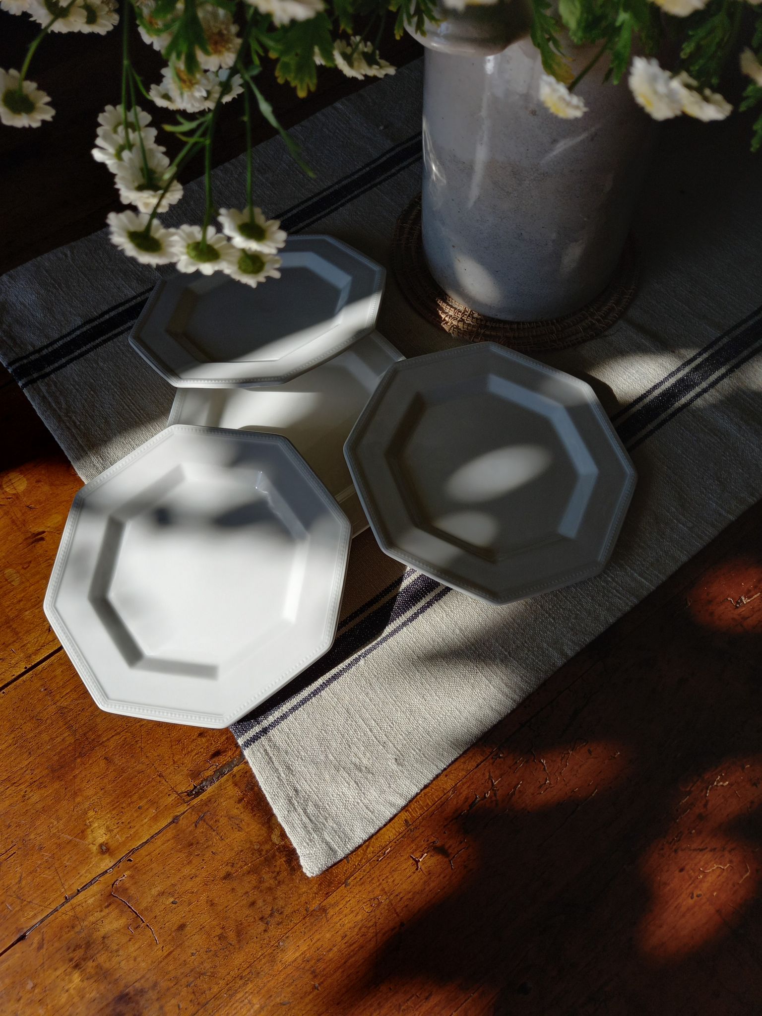 6 white octagonal dessert plates Johnson Brothers Heritage (ø 19.5 cm)