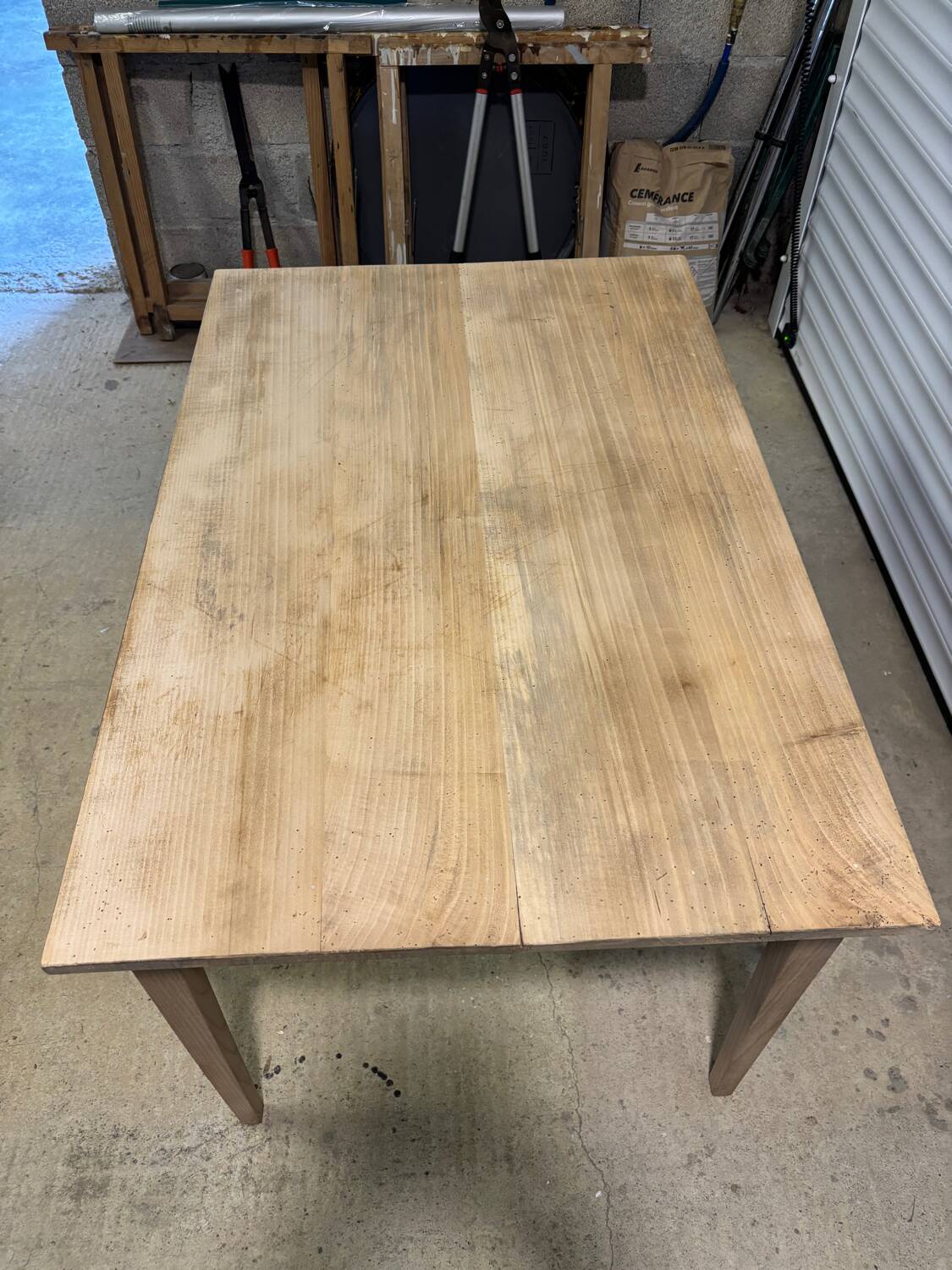 Bistro table