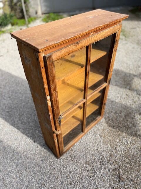 Wooden showcase 1930/40