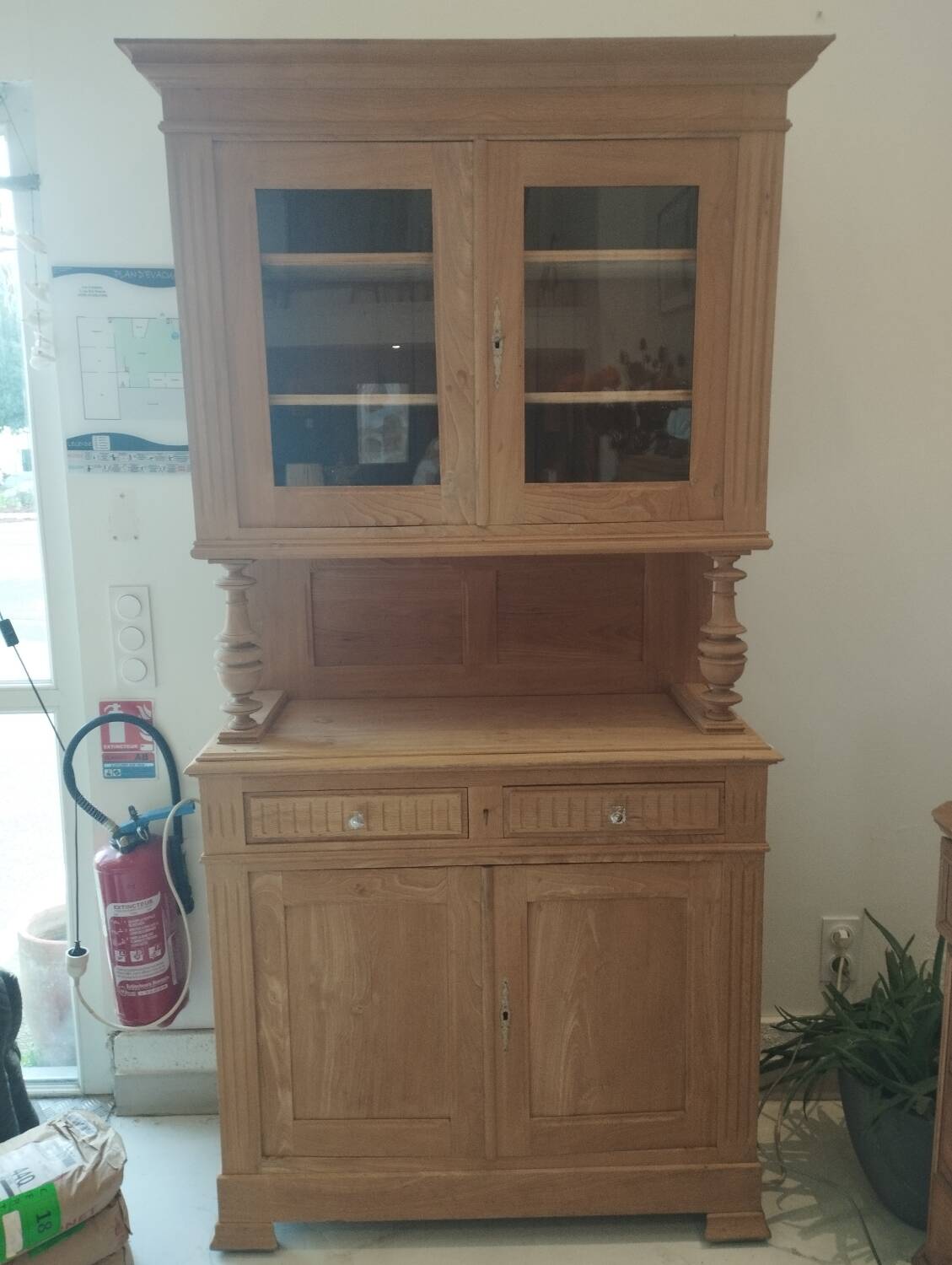 Dresser
