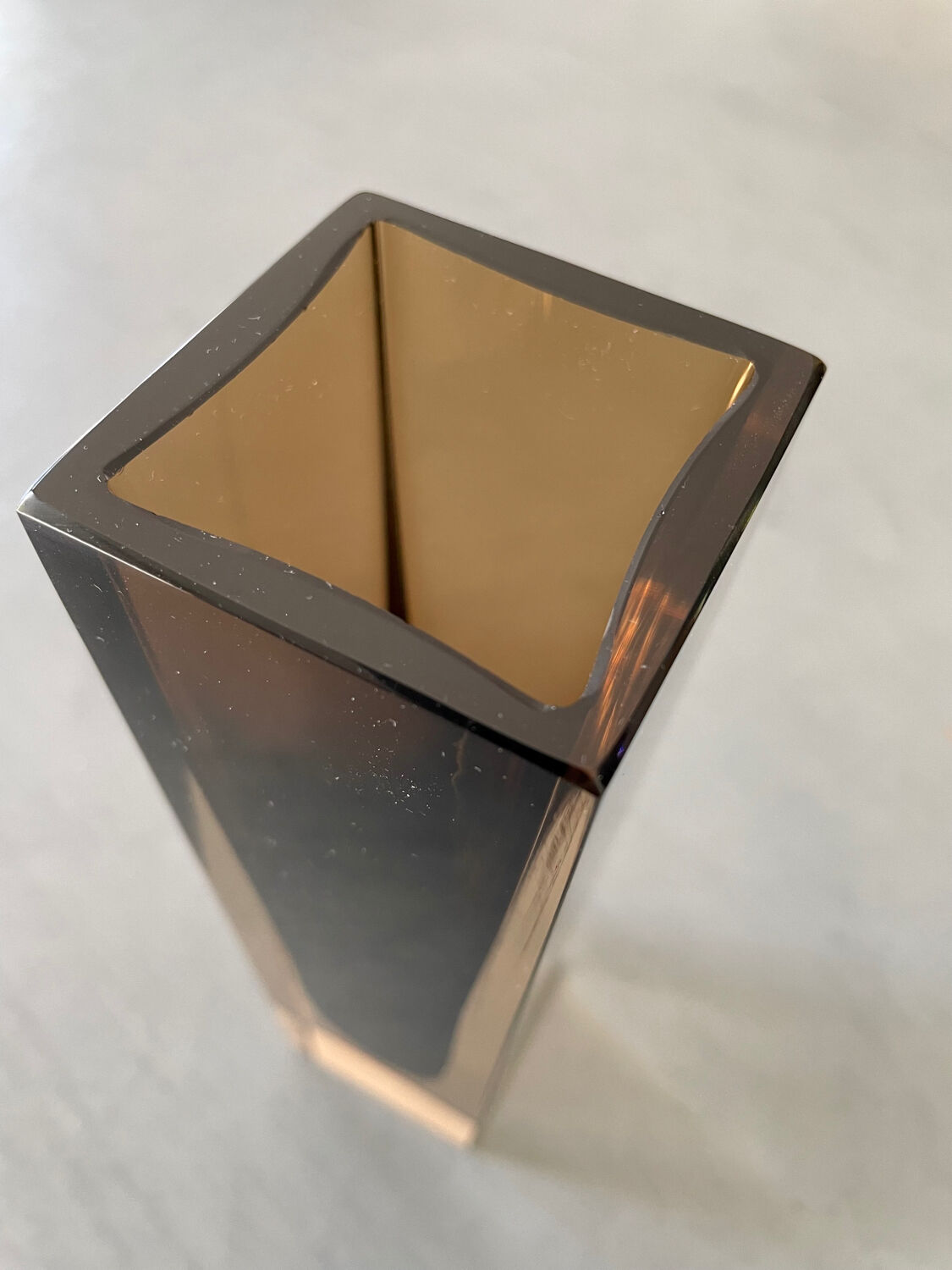 Murano sommerso vase