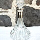 Scroll decanter